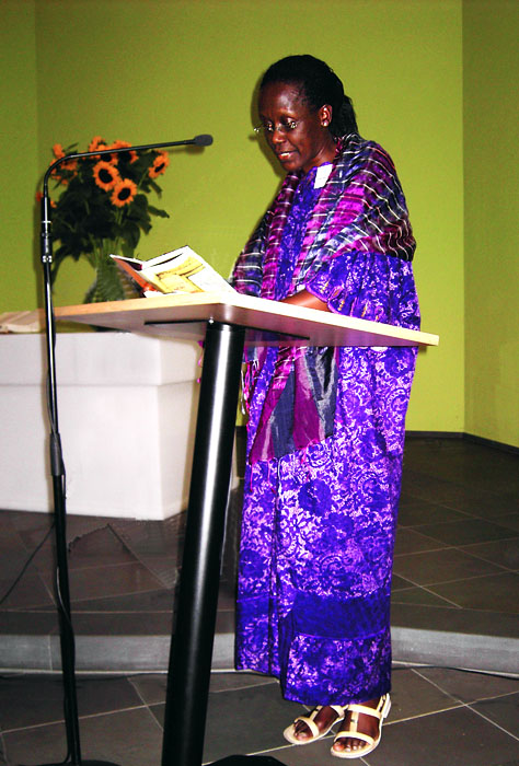 Esther Mujawayo