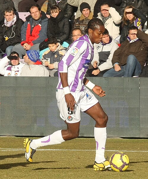 Manucho (Mateus Alberto Contreiras Gonçalves)