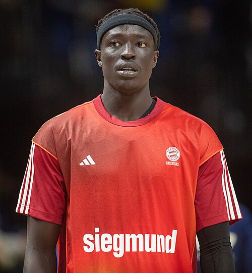 Wenyen Gabriel