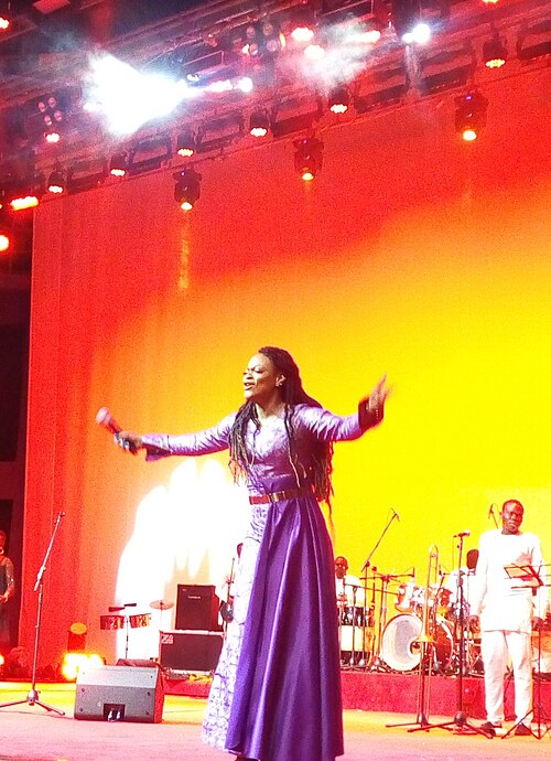 Zeynab Habib - Traditional Singer